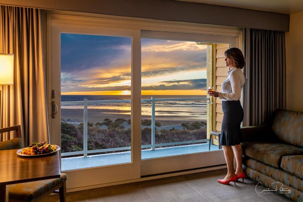 Driftwood Shores Resort ฟลอเรนซ์ ภายนอก รูปภาพ