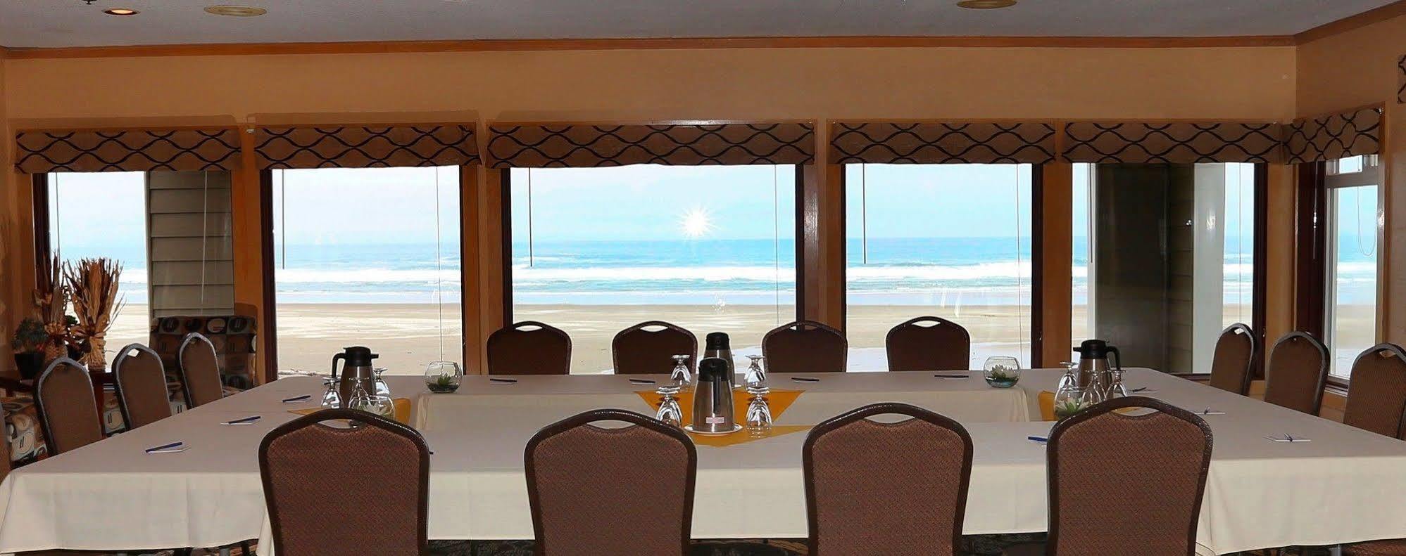 Driftwood Shores Resort ฟลอเรนซ์ ภายนอก รูปภาพ
